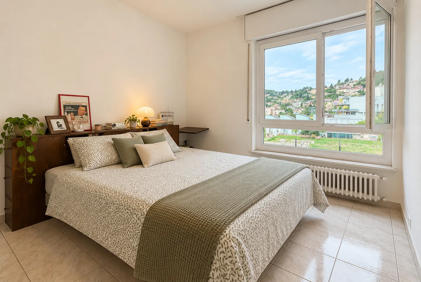 SPACIOUS AND BRIGHT 2.5 ROOMS IN MONCUCCO AREA IN LUGANO - Photo 7 of 9