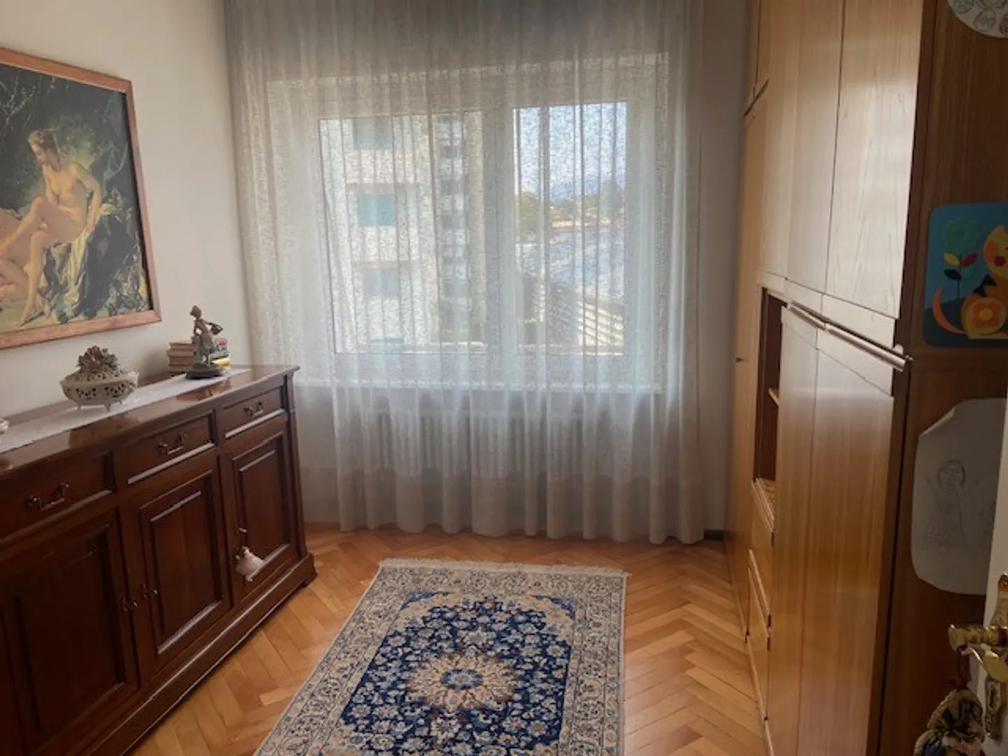 Bequeme 4,5 Zimmer im obersten Stockwerk in Chiasso - Foto 7 von 9