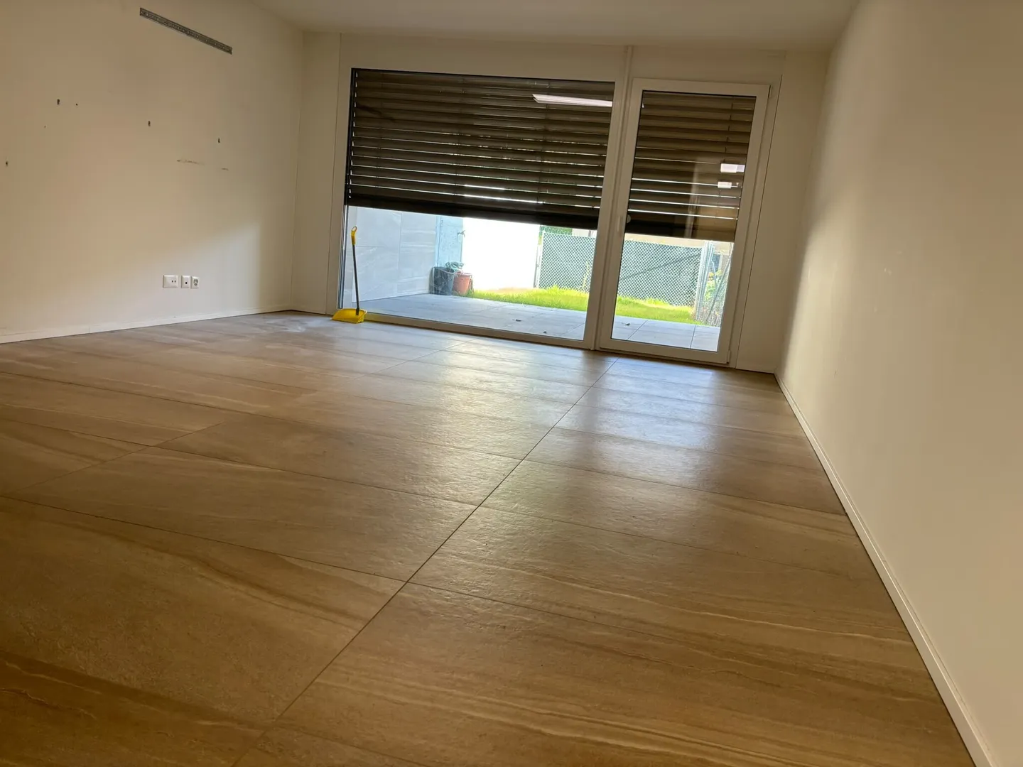 2.5 ROOMS OF RECENT CONSTRUCTION WITH GARDEN IN BALERNA - Photo 3 of 7