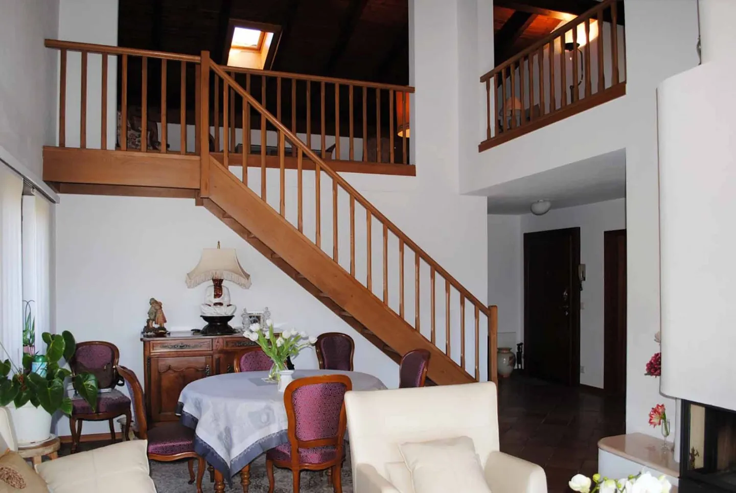 DUPLEX ATTIC WITH 5.5 ROOMS AND POOL IN COMANO - Photo 4 of 10