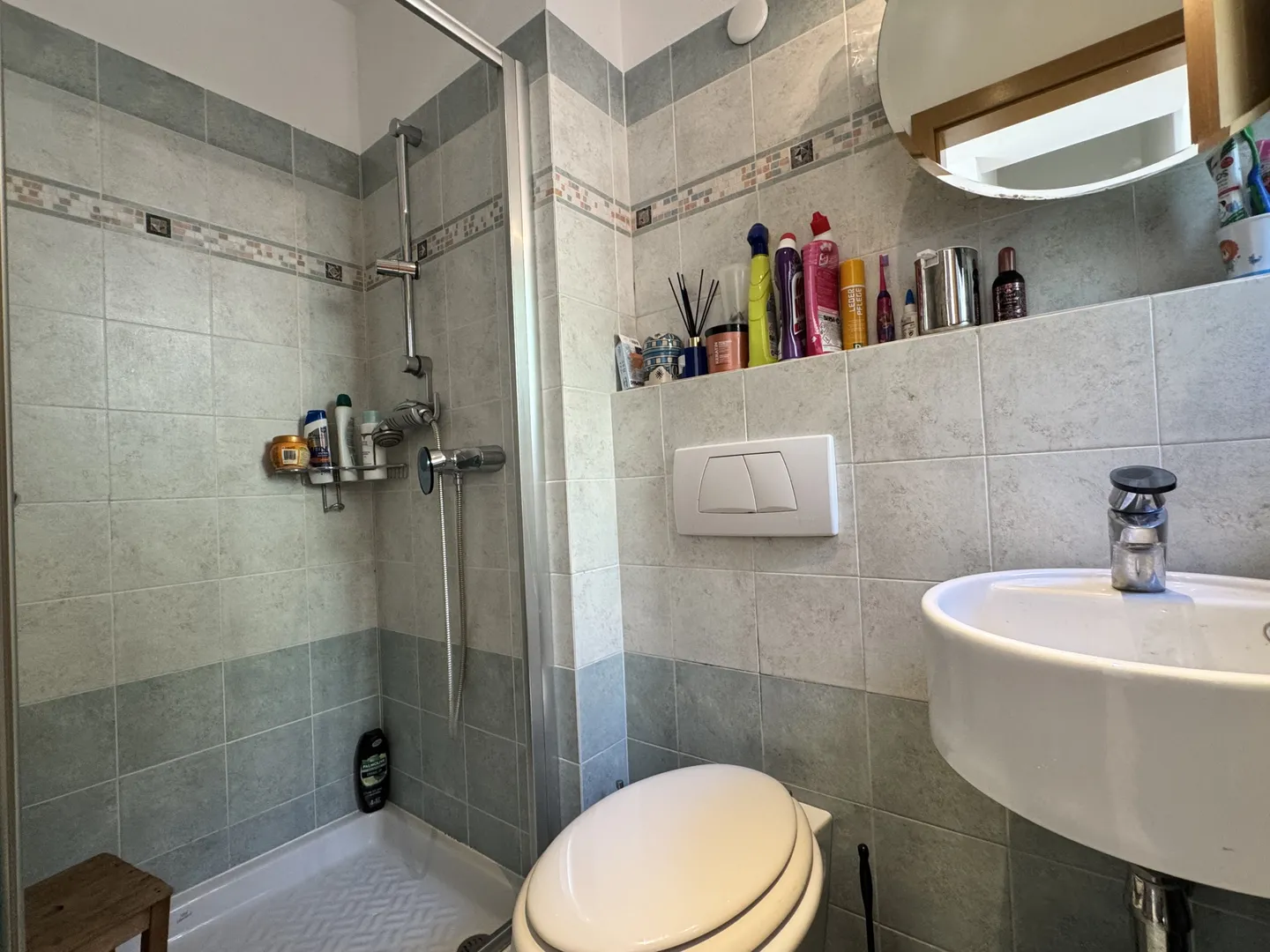 OCCASIONE-BIFAMILIARE CON PISCINA E GRANDE TERRENO A MELANO - Foto 5 di 13