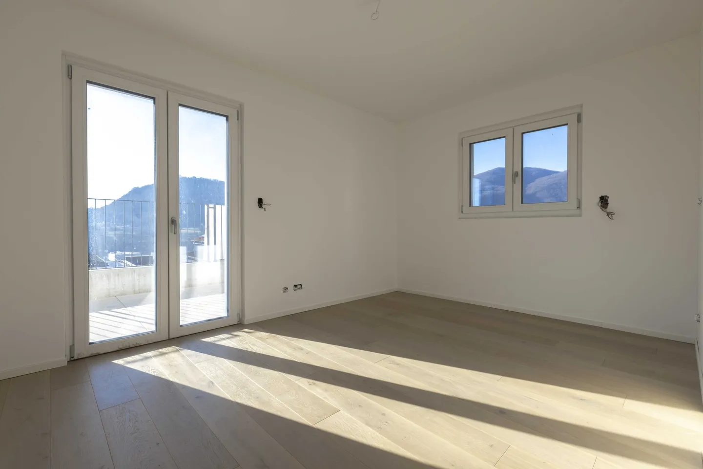 AMPIO 5.5 LOCALI CON GIARDINO IN NUOVA RESIDENZA A MENDRISIO - Foto 8 di 10