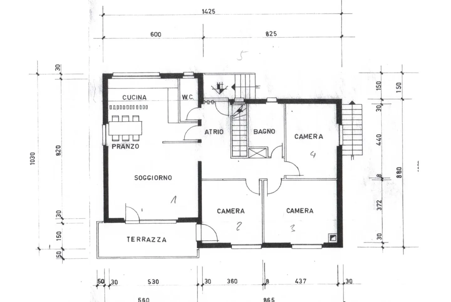 ZWEIFAMILIENHAUS 8.5 MIT GROßEM BAULAND IN LAMONE - Foto 10 von 11