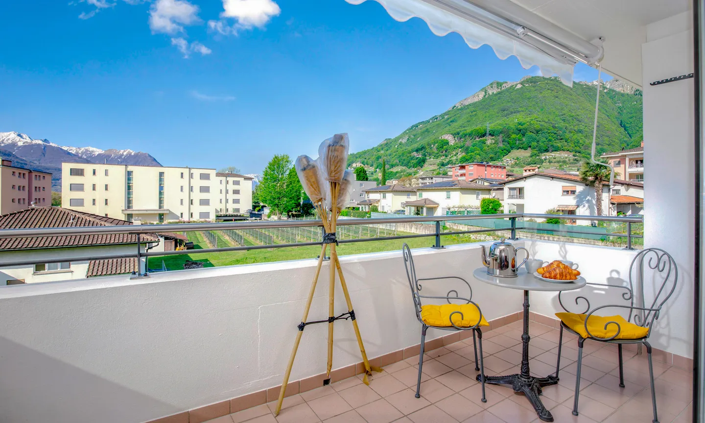 BRIGHT ATTIC 4.5 WITH TERRACE AND GARDEN IN SEMENTINA - Photo 3 of 11