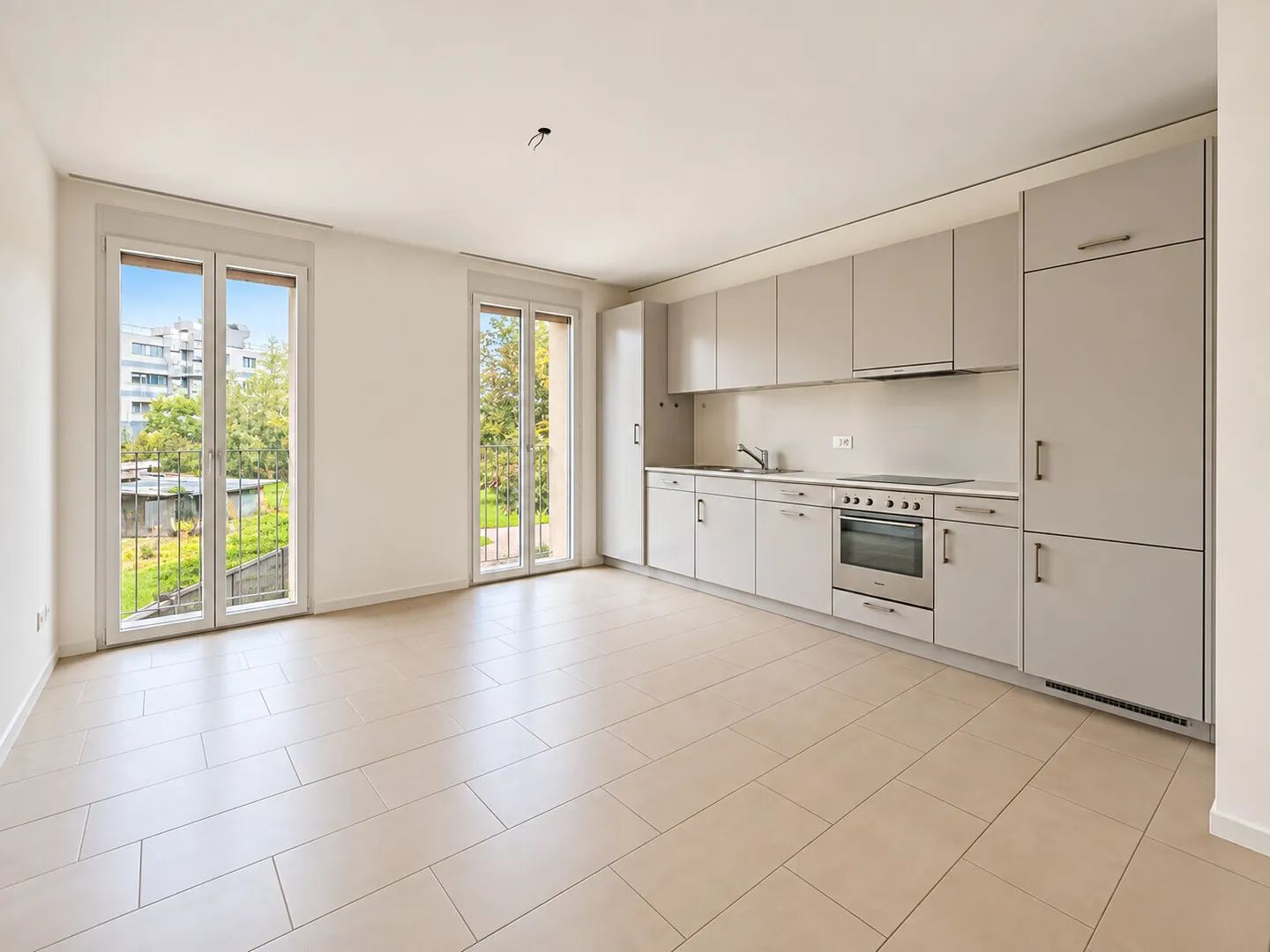 MODERNE 3.5 PIÈCES À LOUER AVEC PARC RÉSIDENTIEL À STABIO - Photo 2 sur 9
