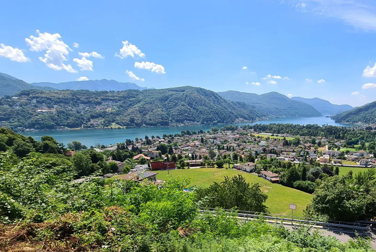 SPACIOUS LAND WITH LAKE VIEW AND APPROVED PROJECT IN NEGGIO - Photo 2 of 4