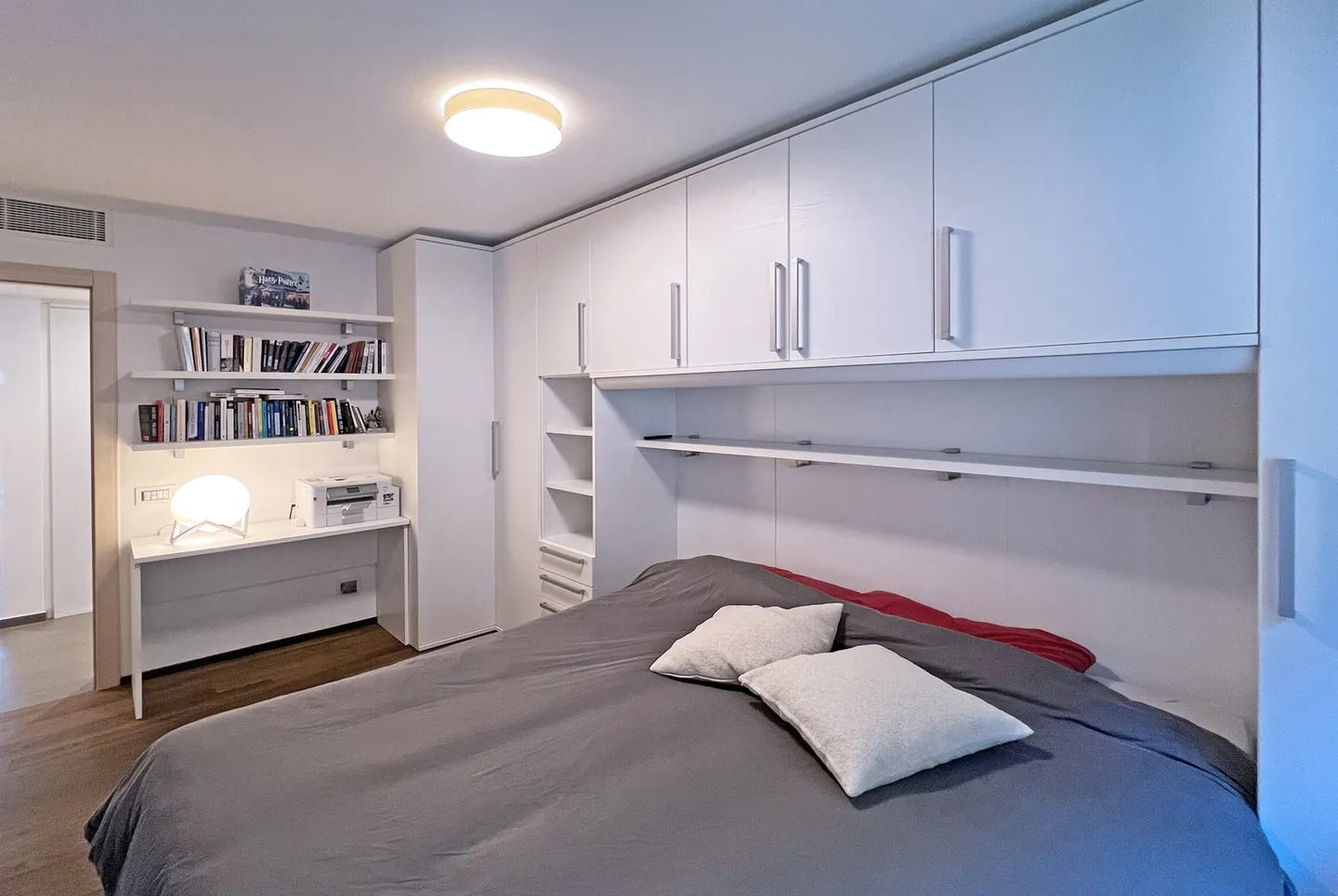 SPACIOUS 3.5 ROOMS OF 140 SQM + HOBBY ROOM WITH GARDEN IN MASSAGNO - Photo 11 of 13