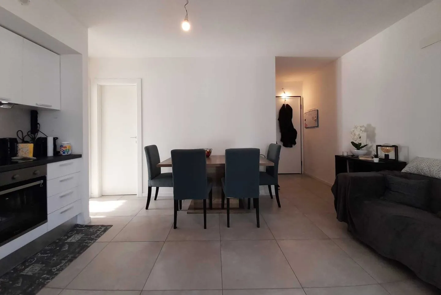 ZU VERMIETEN HELL 2.5 ZIMMER MIT 2 TERRASSEN IN PARADISO - Foto 4 von 9