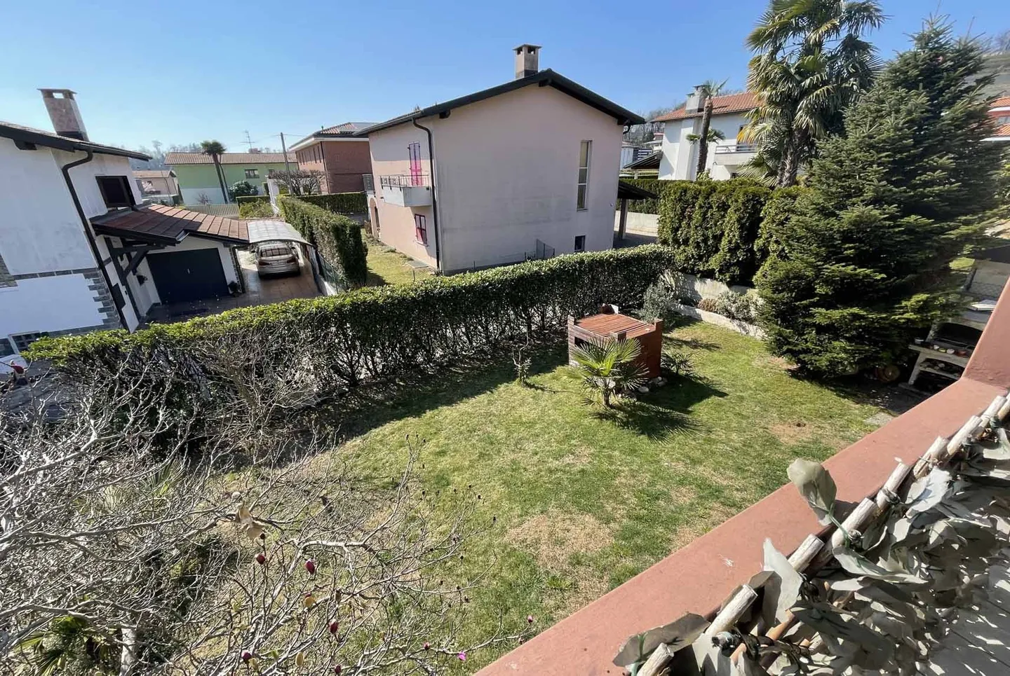 SPAZIOSA VILLA UNIFAMILIARE 4.5 LOCALI CON GIARDINO A STABIO - Foto 7 di 12