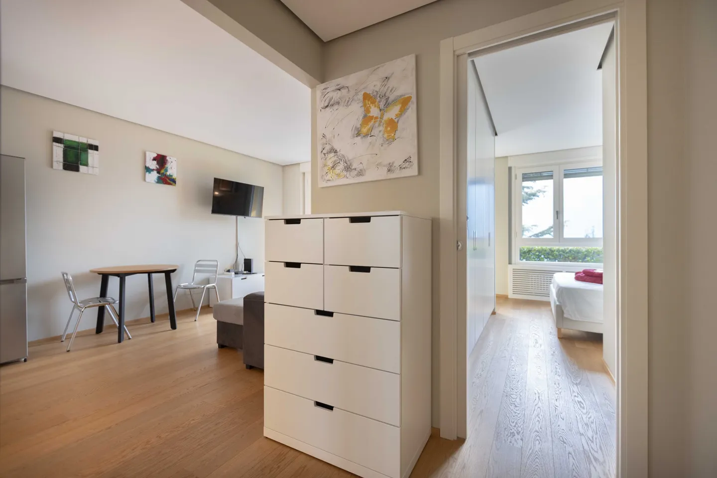 BELLISSIMO 2.5 LOCALI VISTA LAGO CON GIARDINO A BISSONE - Foto 5 di 9