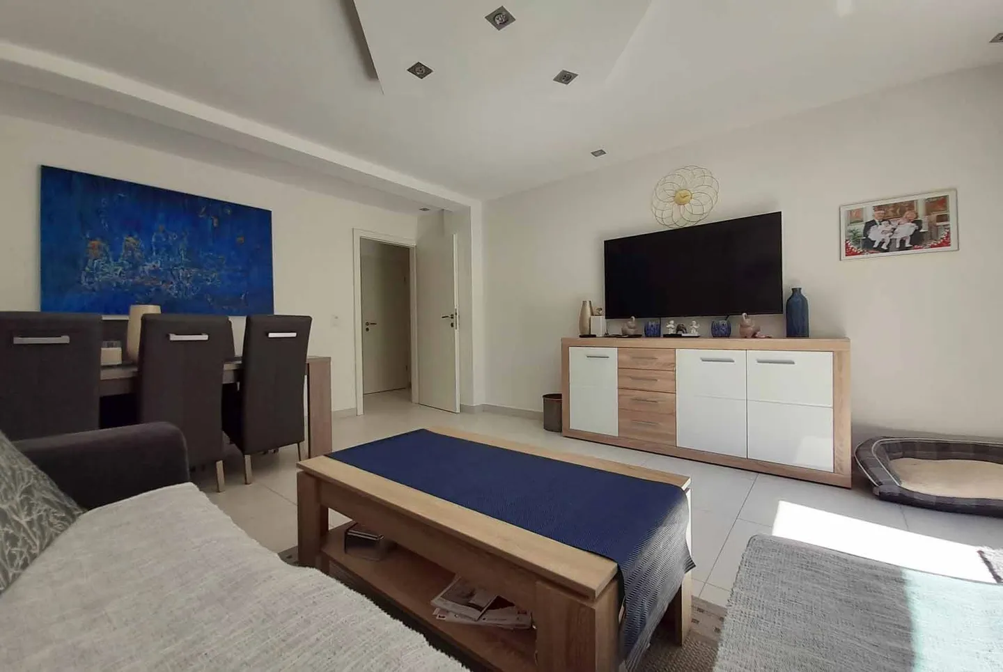 TWO-FAMILY VILLA 7 ROOMS WITH TERRACE AND GARDEN IN CANOBBIO - Photo 3 of 11