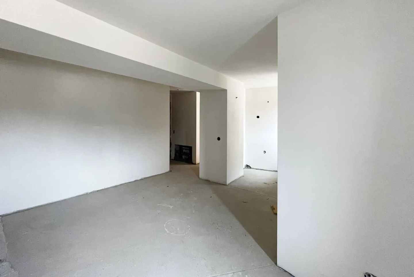 MAISON RÉNOVÉE DE 6.5 PIÈCES À MIGLIEGLIA - Photo 6 sur 13