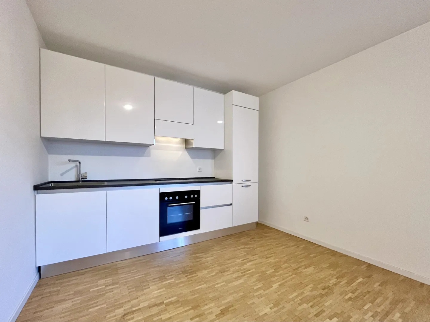 1.5 LOC. RÉNOVÉ IDÉAL COMME INVESTISSEMENT À COLDRERIO - Photo 10 sur 13