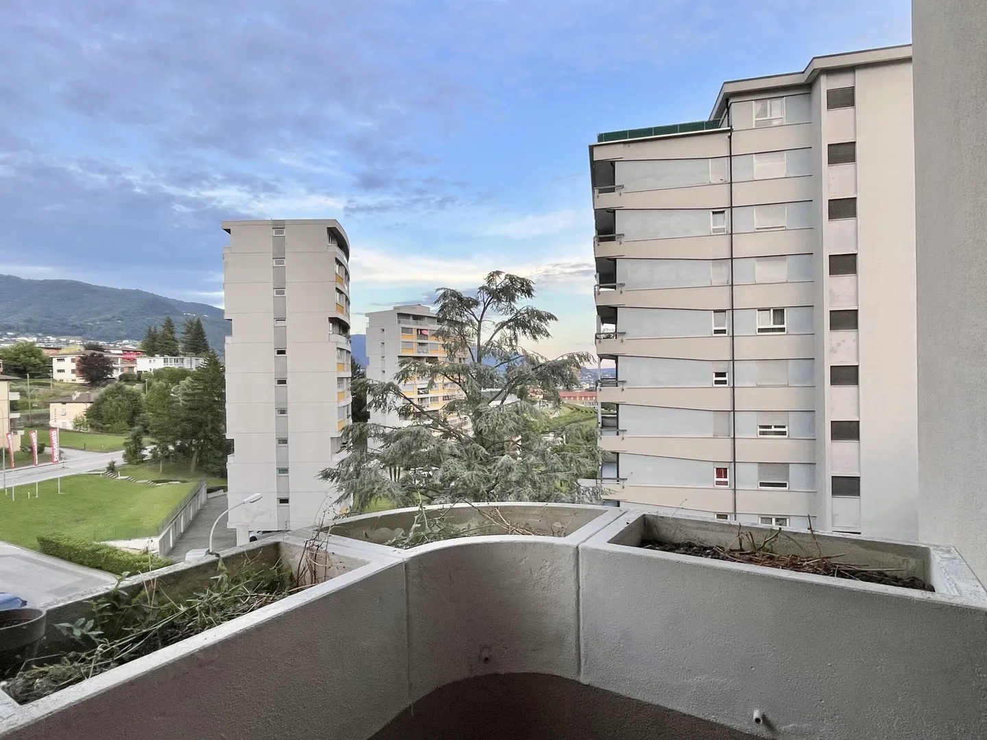 1.5 LOC. RÉNOVÉ IDÉAL COMME INVESTISSEMENT À COLDRERIO - Photo 11 sur 13