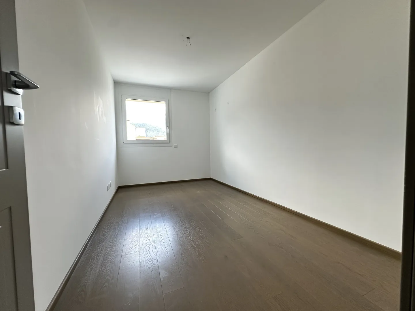 STUPENDO 4.5 LOCALI CON ROOF TOP VISTA LAGO A MELIDE - Foto 6 di 9