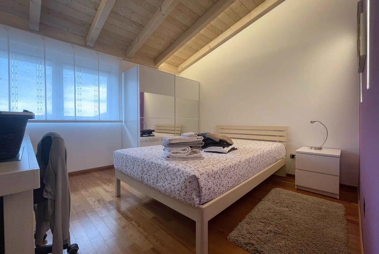 PRÄCHTIGE VILLA MIT 6 ZIMMERN UND HOCHWERTIGEN AUSFÜHRUNGEN IN CAPRIASCA - Foto 8 von 9