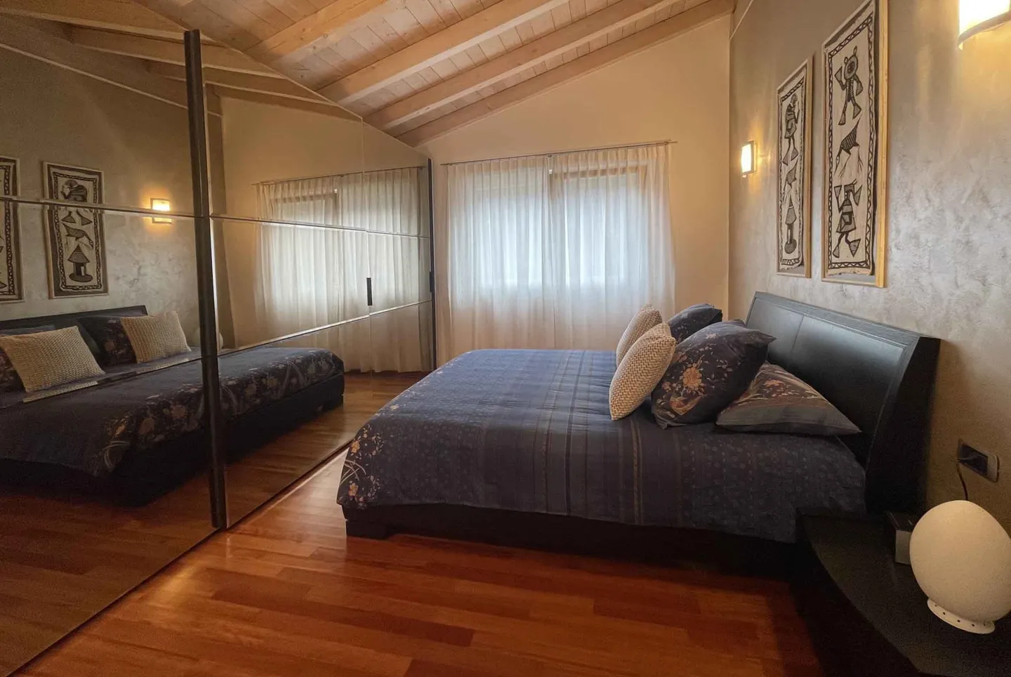 PRÄCHTIGE VILLA MIT 6 ZIMMERN UND HOCHWERTIGEN AUSFÜHRUNGEN IN CAPRIASCA - Foto 7 von 9