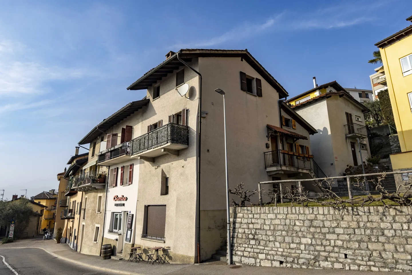 PREZZO ECCEZIONALE - 3.5 DUPLEX VISTA LAGO A RUVIGLIANA - Foto 8 di 9