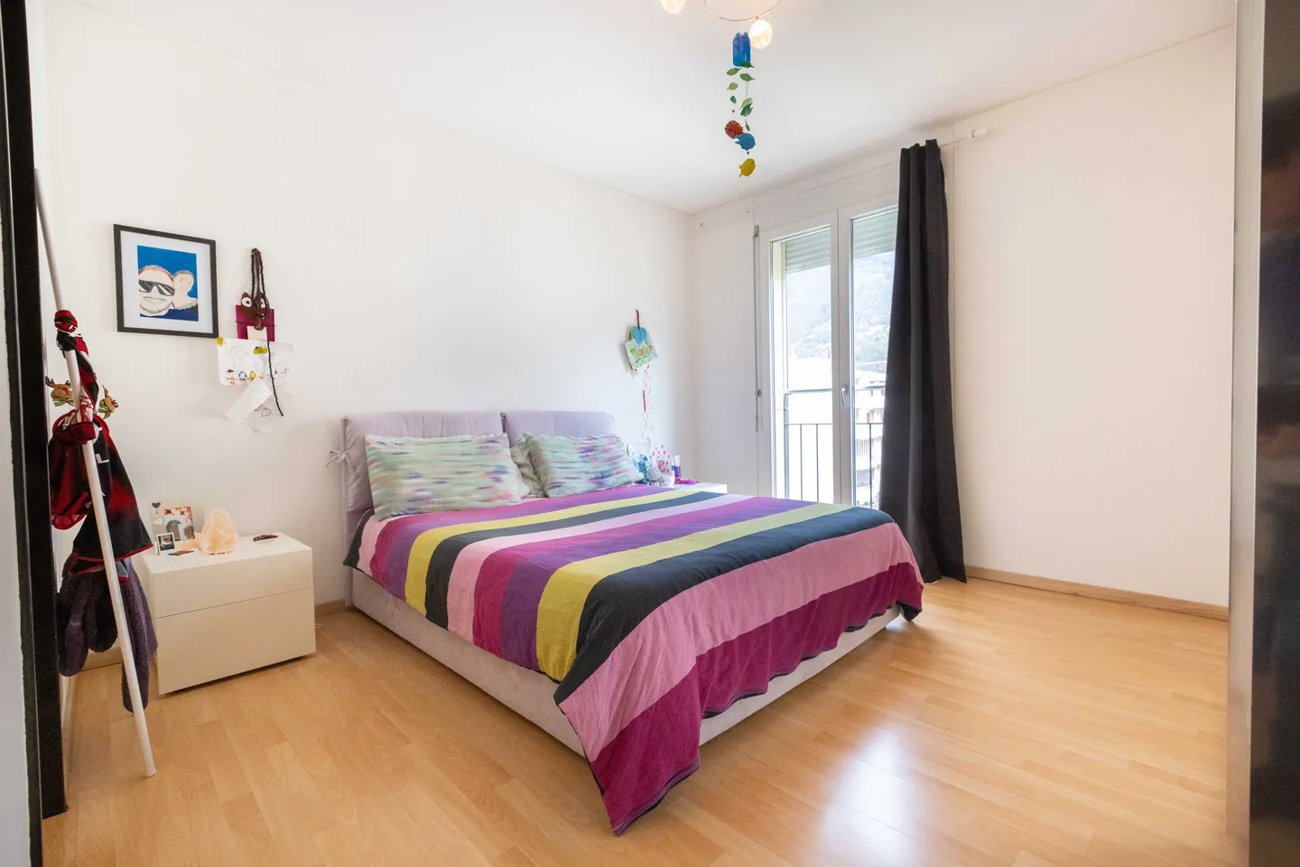 ELEGANTE 4.5 ZIMMER IN EINER BEQUEMEN WOHNGEGEND IN BELLINZONA - Foto 6 von 9