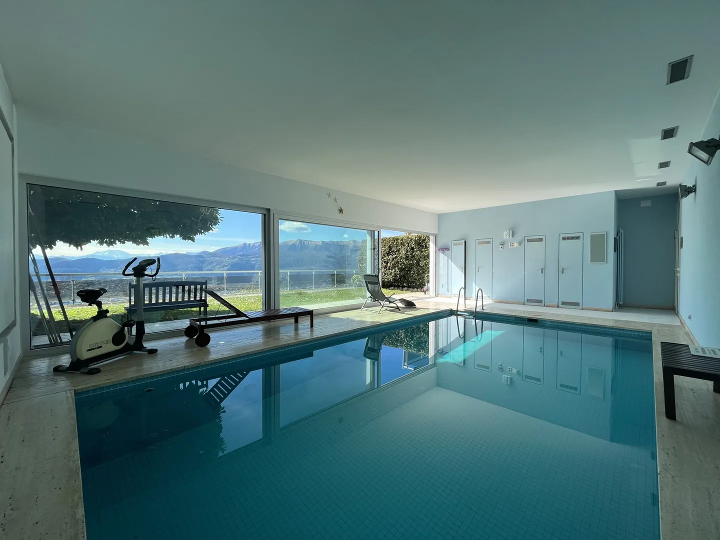 AFFITTASI 2.5 ARREDATO VISTA LAGO CON PISCINA AD ALDESAGO - Photo 8 sur 11