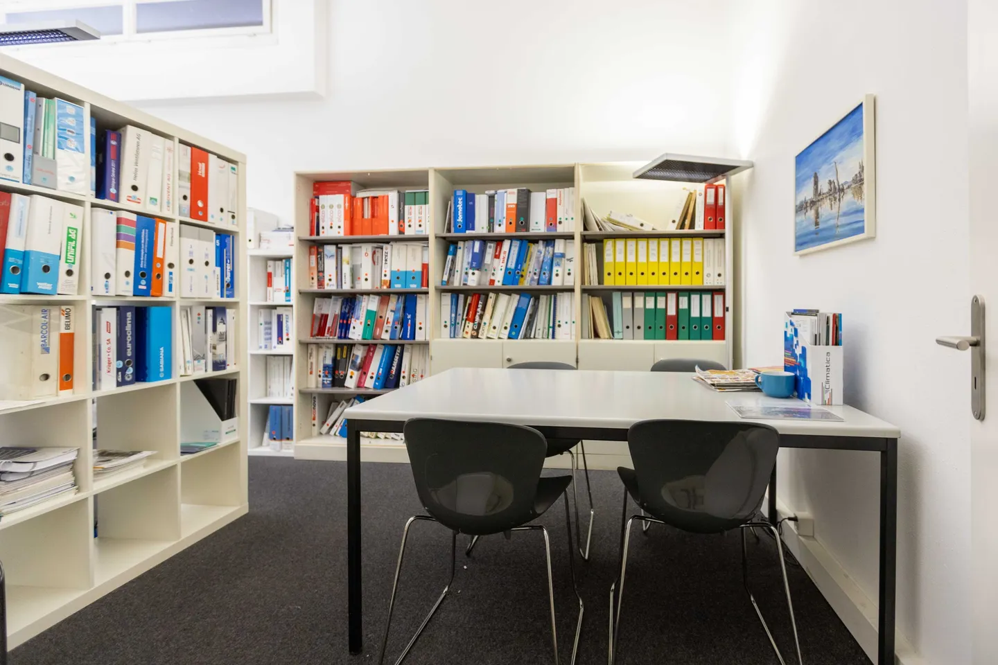 5 LOC. COMMERCIALI CON PROGETTO PER 2 APPARTAMENTI A LUGANO - Foto 8 di 9
