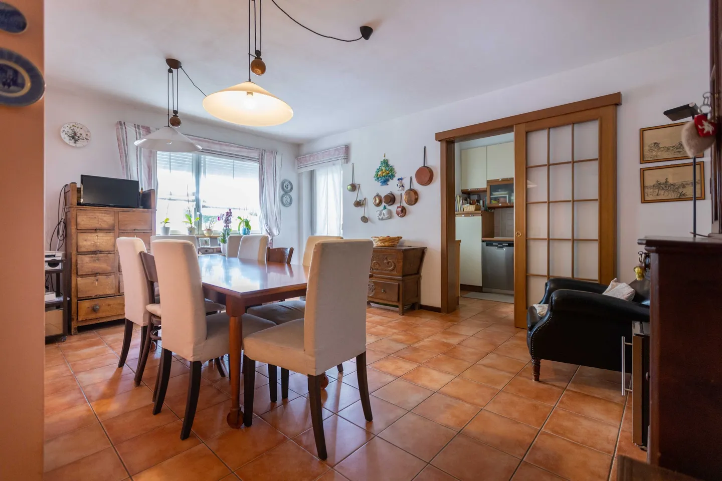 Appartamento spazioso con terrazze - Foto 1 di 10