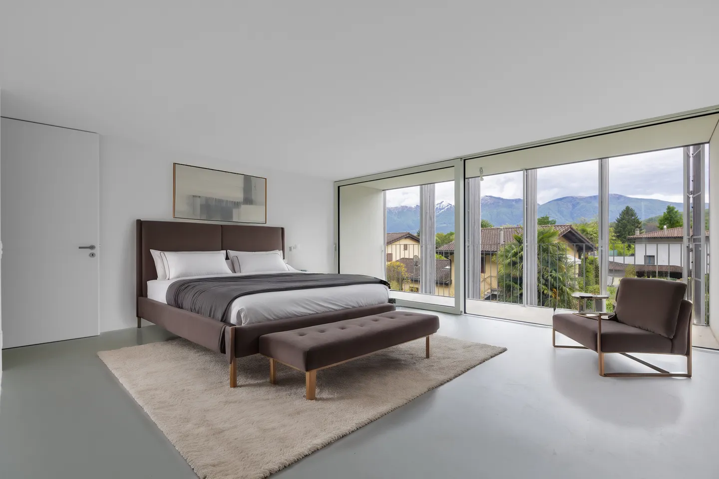 END VILLA 5.5 WITH LARGE PRIVATE GARDEN IN LOCARNESE - Photo 6 of 9