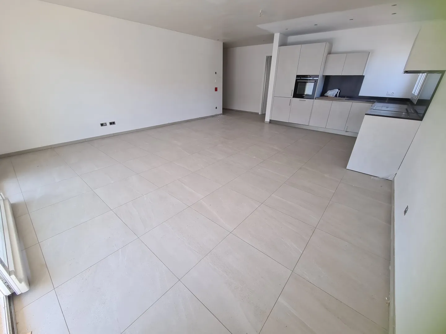 3.5 LOCALI DI NUOVA COSTRUZIONE CON 2 TERRAZZE A CASLANO - Foto 4 di 10