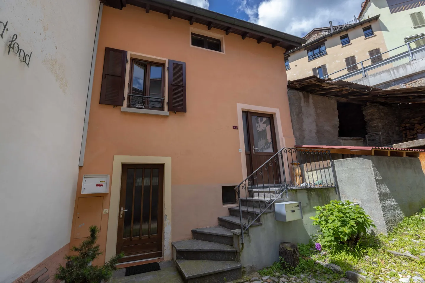 TASSO 0.80 - STUNNING 3.5 ROOMS WITH OPEN VIEW IN CADEMARIO - Photo 9 of 9