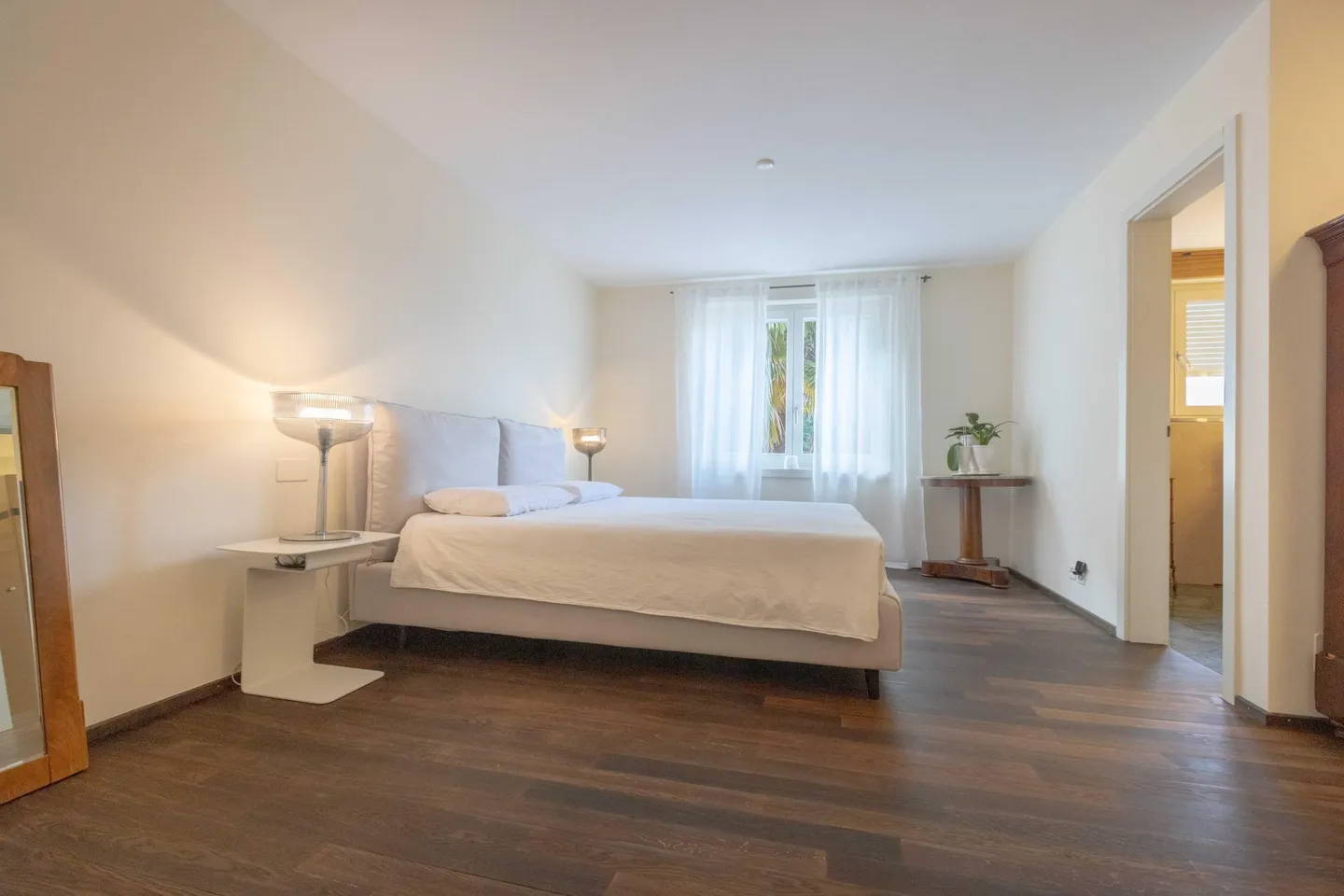 STUNDE VILLA 5.5 ZIMMER MIT SEEBLICK IN COLLINA D'ORO - Foto 6 von 11