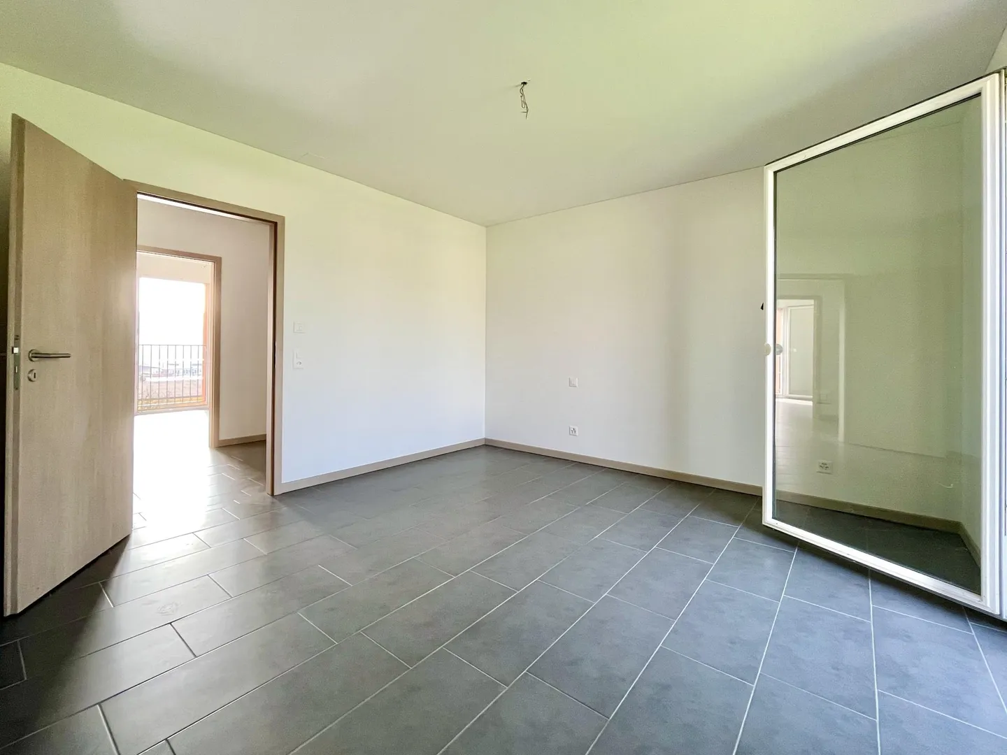 AFFITTASI STUPENDO 4.5 LOCALI DUPLEX CON TERRAZZA A STABIO - Foto 5 di 9