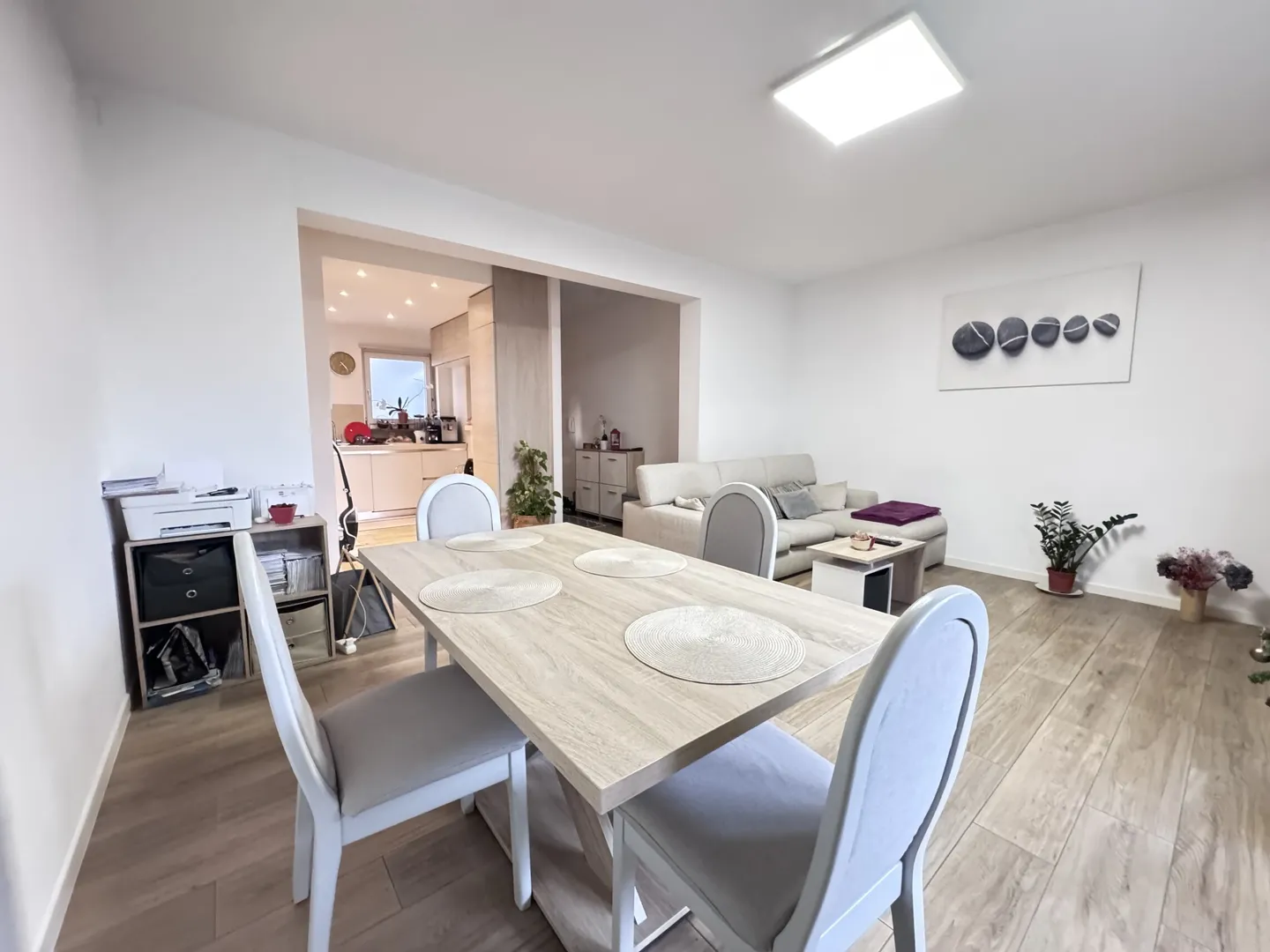 OCCASIONE - BELLISSIMO 4.5 COME NUOVO A LUGANO BREGANZONA - Photo 1 of 9