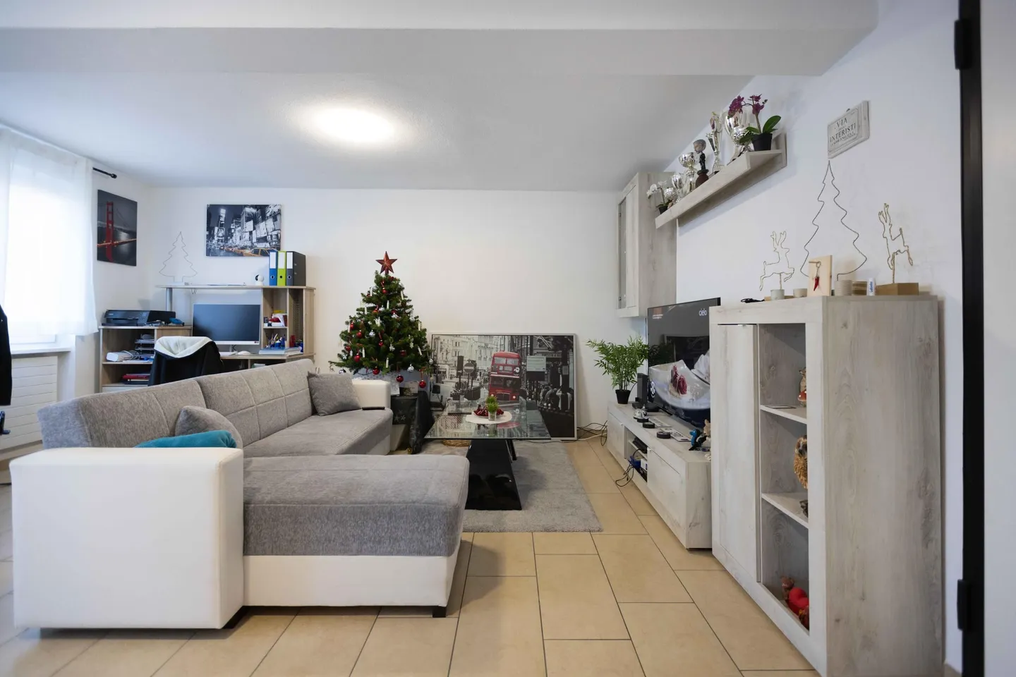 SPLENDIDO 2.5 LOC. CON GIARDINO E BALCONE A DAVESCO SORAGNO - Foto 4 di 10