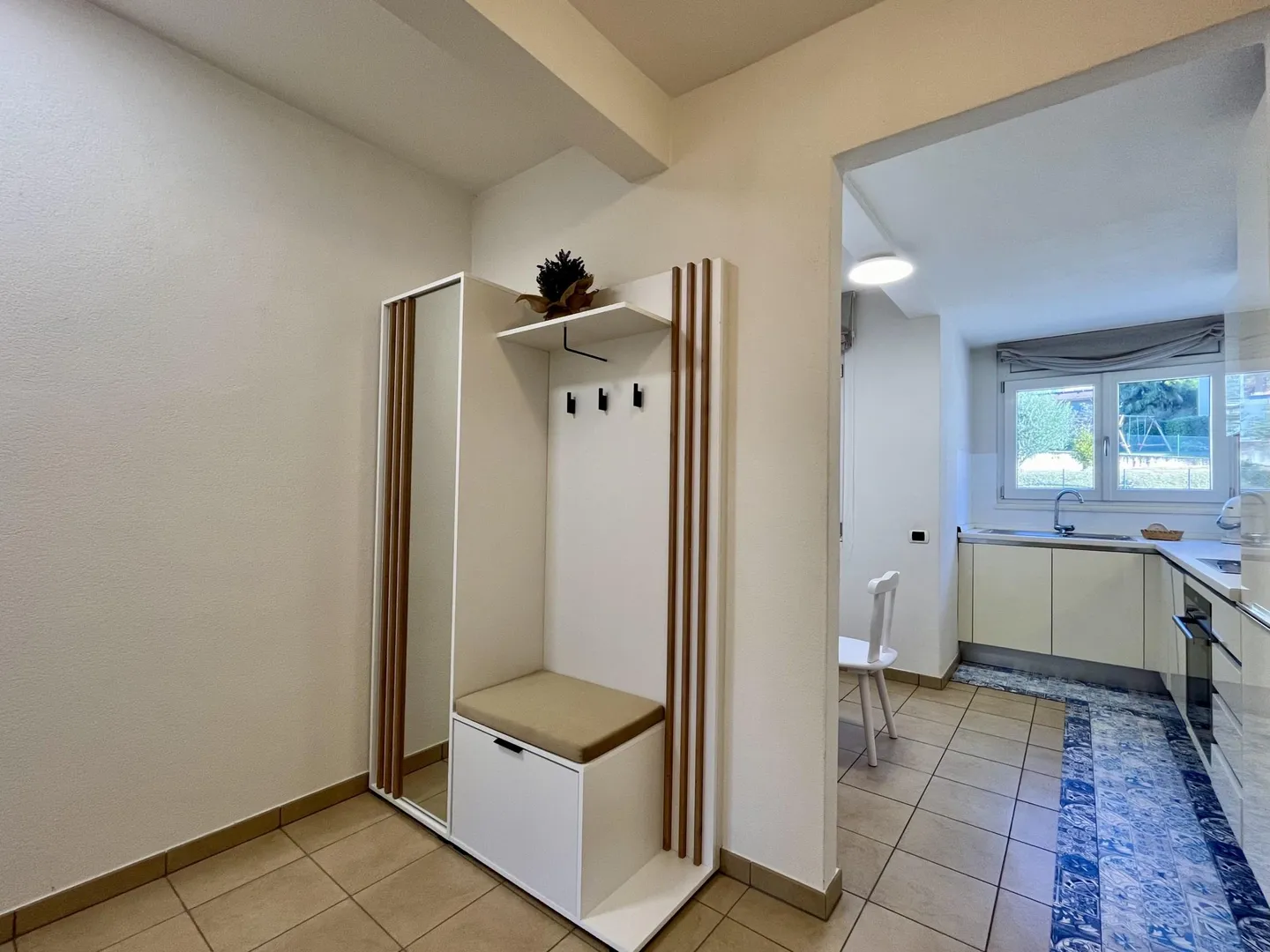 BEL APPARTEMENT MEUBLÉ DE DEUX PIÈCES À LOUER À DAVESCO-SORAGNO - Photo 5 sur 9