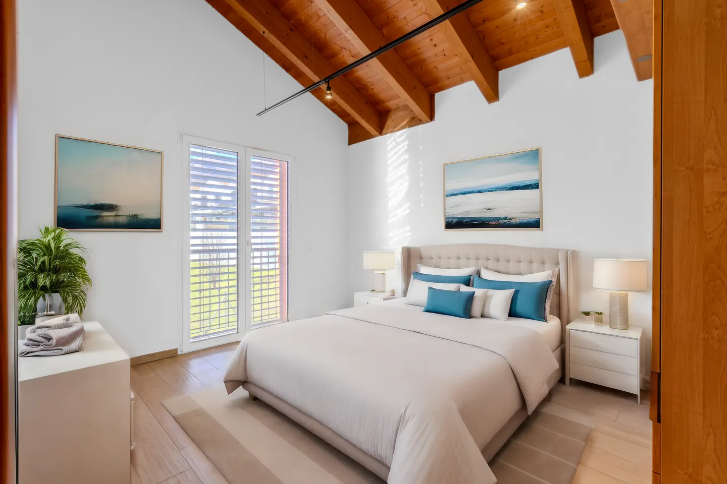 SPACIOUS AND MODERN 3.5 ROOMS WITH SPLENDID TERRACE IN CURIO - Photo 6 of 9