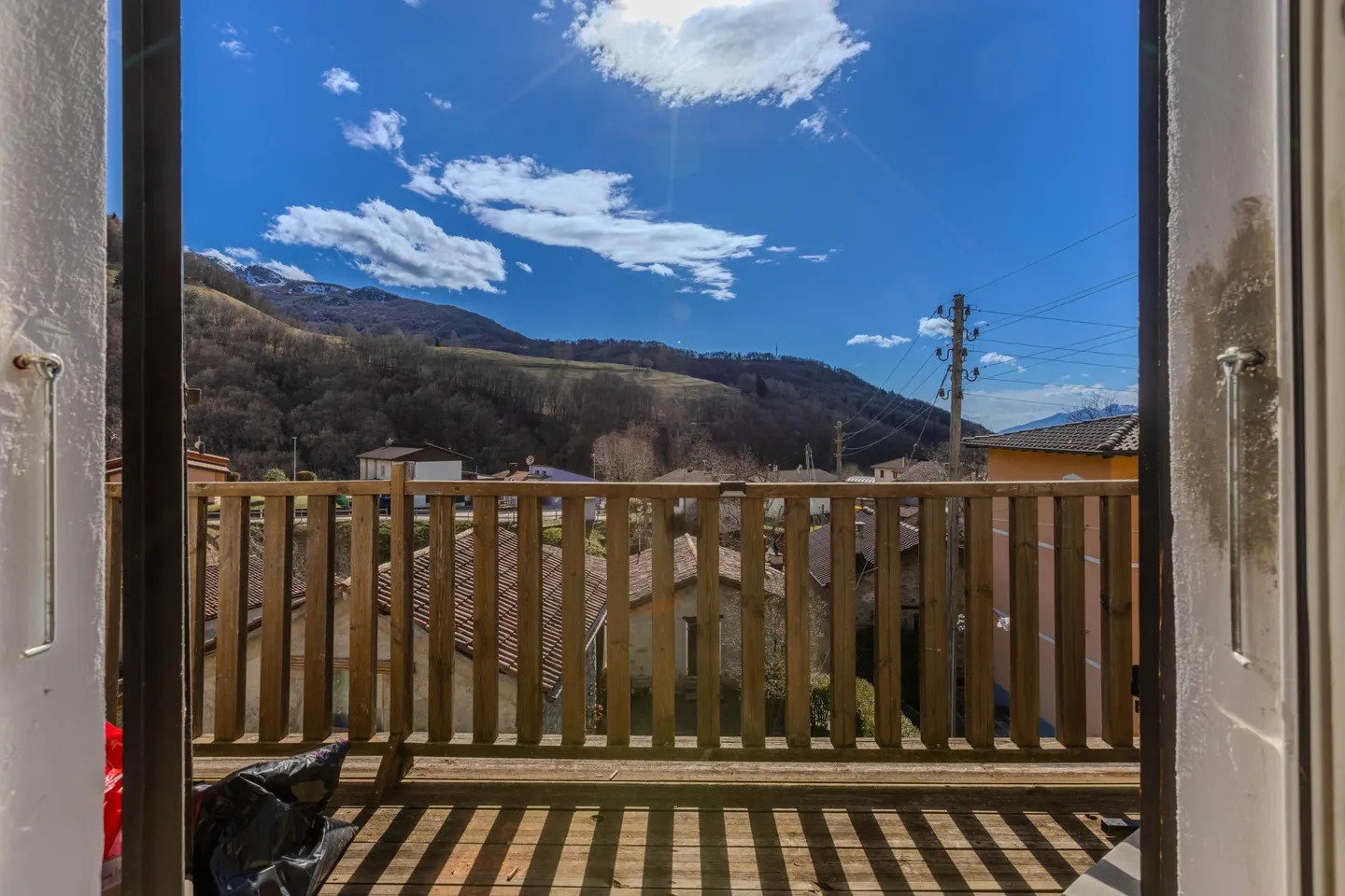 SPAZIOSA CASA 9 LOC. CON TRE UNITÀ A REDDITO A LUGANO BOGNO - Foto 6 di 9