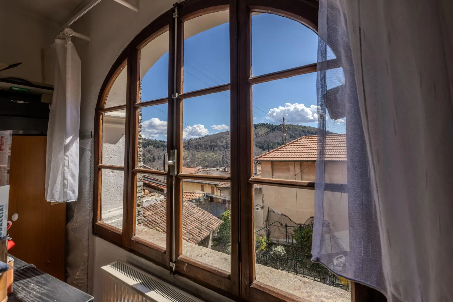 OCCASION - TYPICAL HOUSE OF 7.5 ROOMS RENOVATED IN BRENO - Photo 1 of 10