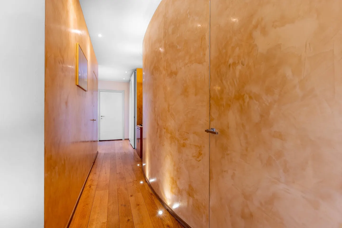 SPLENDIDE VILLA 6.5 PIÈCES SUR UN ÉTAGE AVEC JARDIN À STABIO - Photo 11 sur 13