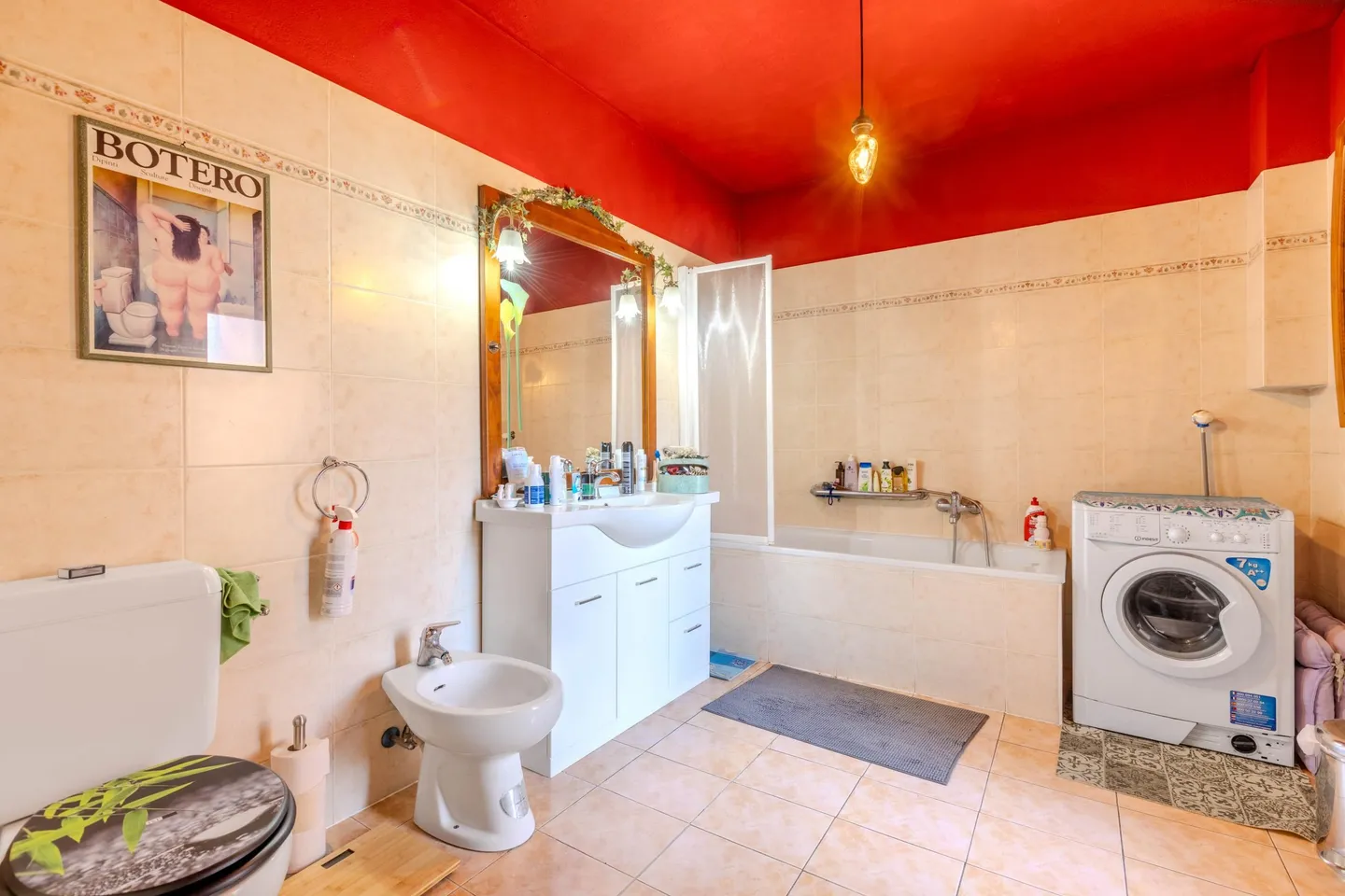 BELLE MAISON DE 13 PIÈCES DIVISÉE EN 3 UNITÉS À NOVAZZANO - Photo 8 sur 9