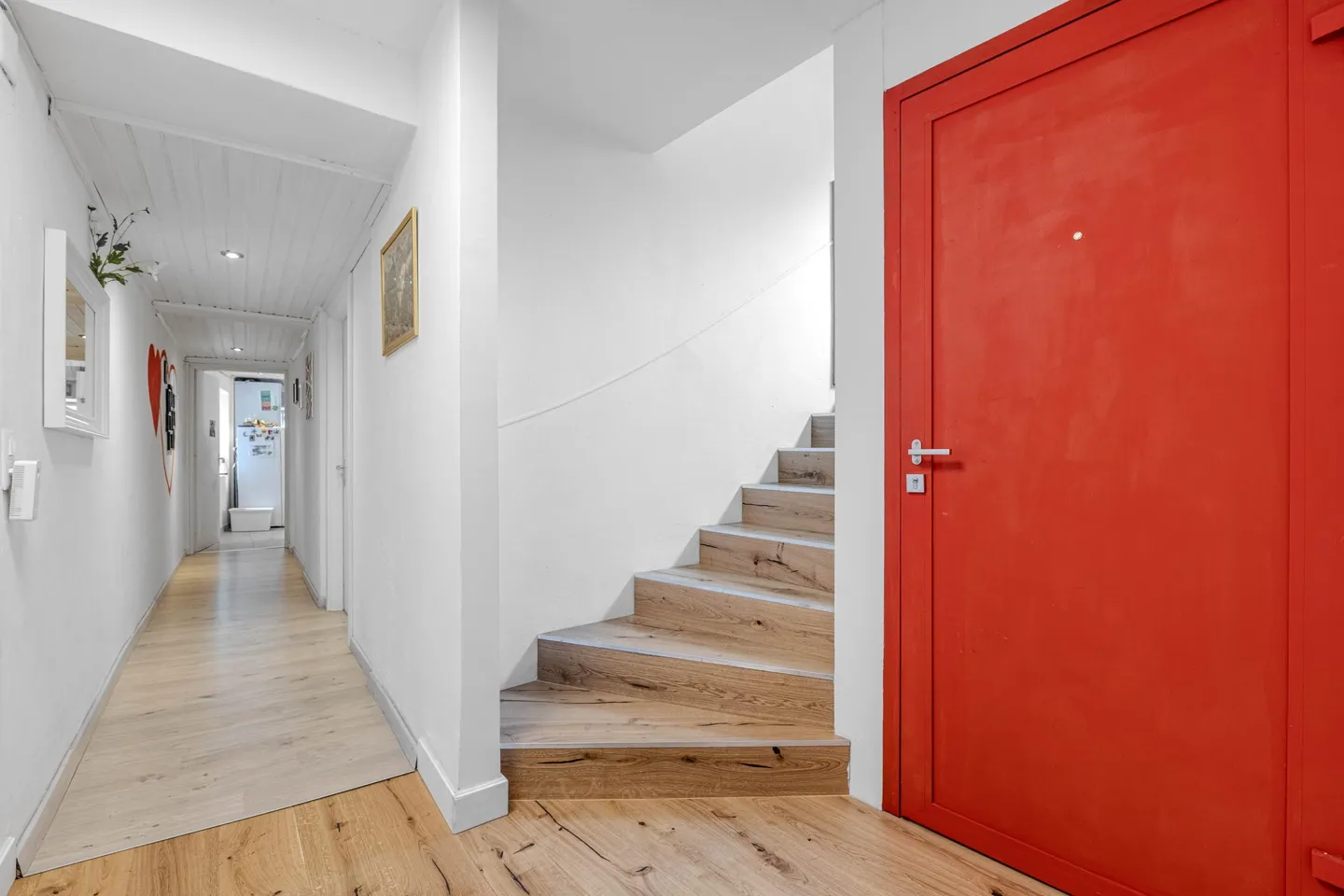 OPPORTUNITÉ - STABLE DE 4 UNITÉS À REVENUS À VIGANELLO - Photo 1 sur 10