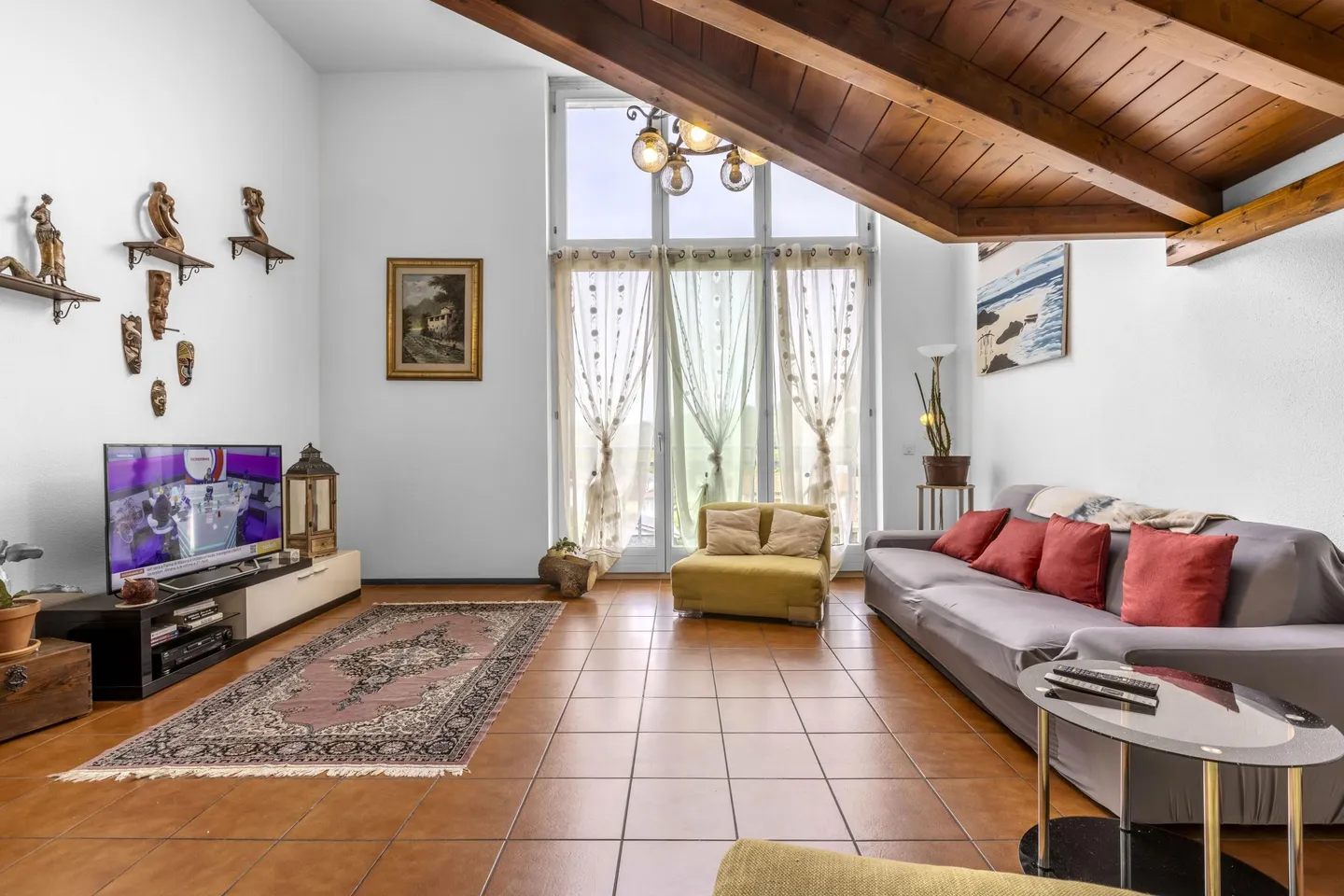 BELLA CASA CONTIGUA 4.5 LOCALI CON GIARDINO A SESEGLIO - Foto 1 di 9