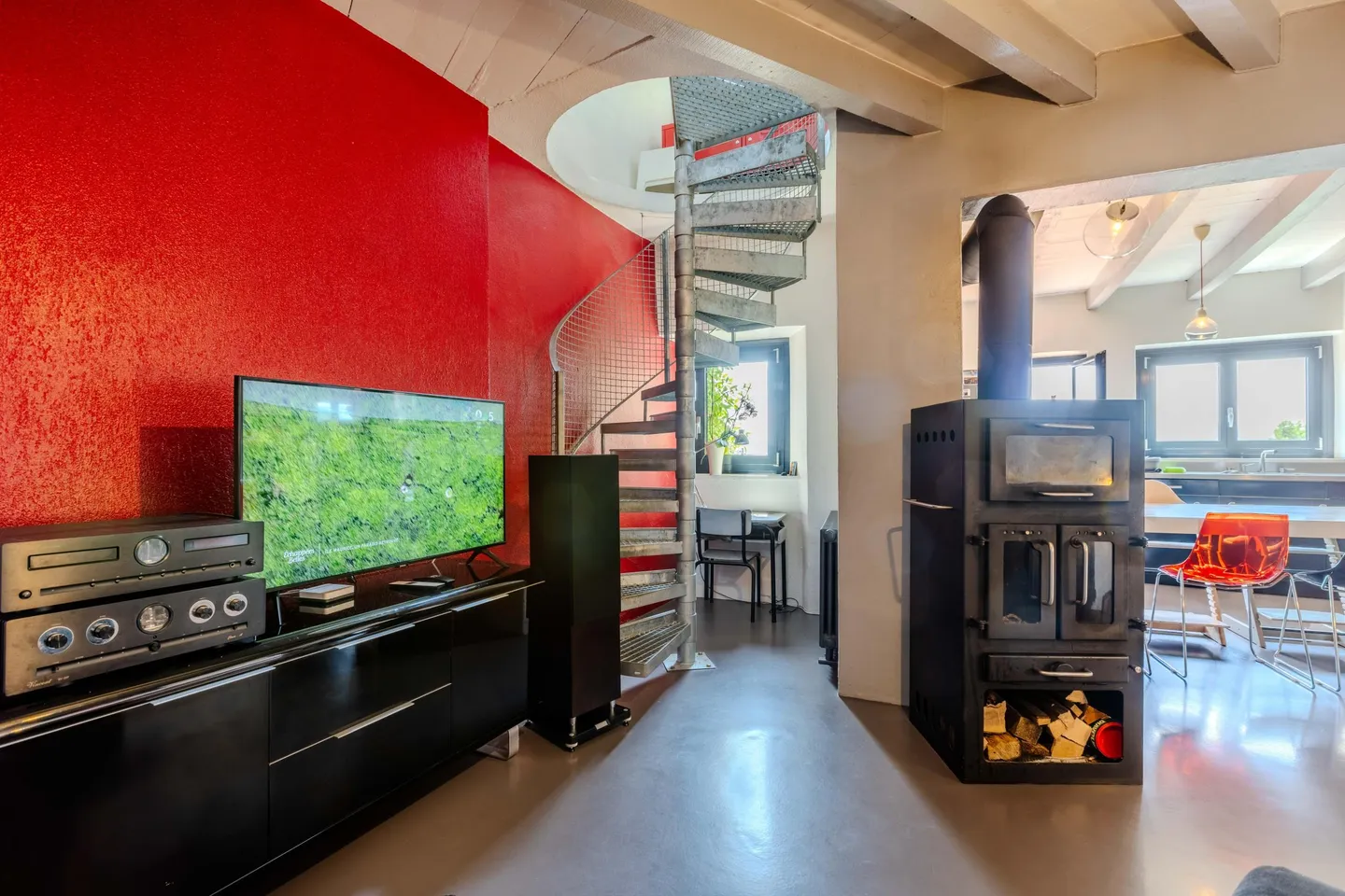 LARGE HOUSE 7.5 ROOMS WITH GARDEN AND TERRACE IN MIGLIEGLIA - Photo 4 of 9