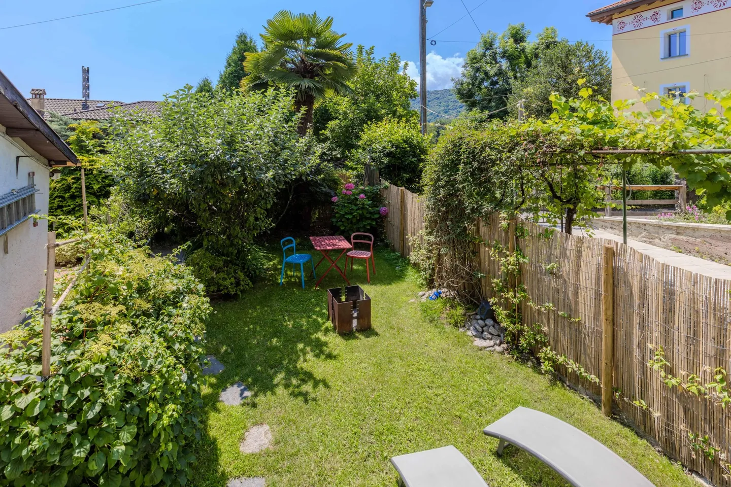 LARGE HOUSE 7.5 ROOMS WITH GARDEN AND TERRACE IN MIGLIEGLIA - Photo 9 of 9