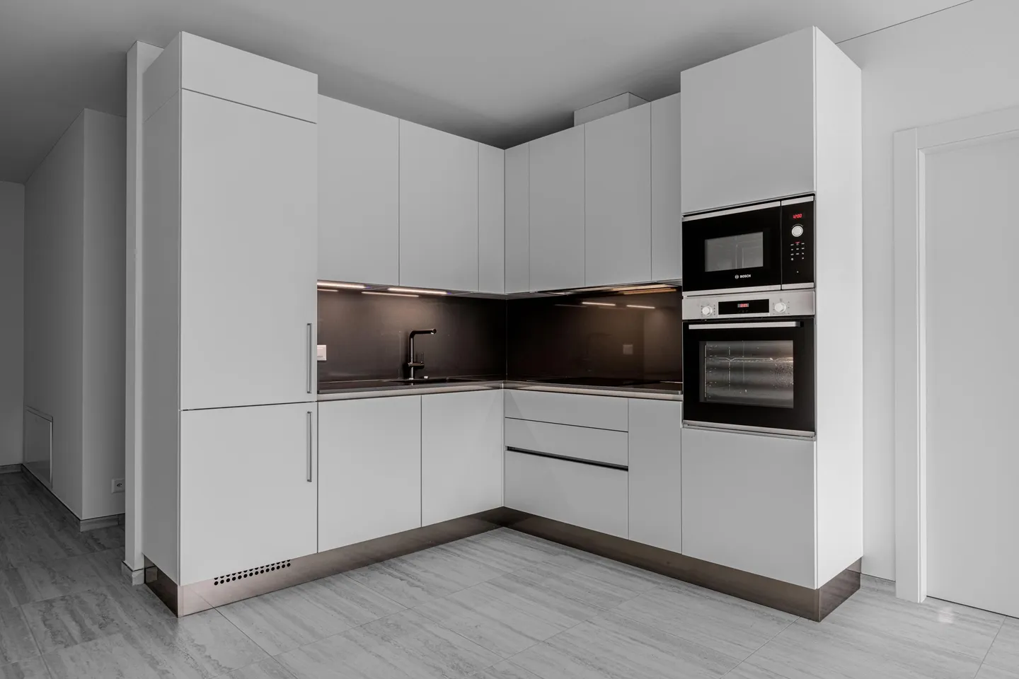 BELLISSIMO E MODERNO 3.5 LOCALI CON TERRAZZA A GENESTRERIO - Foto 3 di 9
