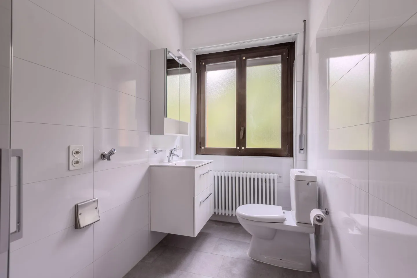 RENT TO BUY - SPLENDIDO 3.5 LOCALI IN ZONA CENTRALE A LUGANO - Foto 8 di 9