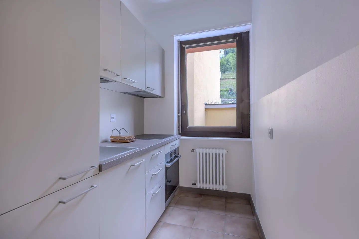 RENT TO BUY - SPLENDIDO 3.5 LOCALI IN ZONA CENTRALE A LUGANO - Foto 4 di 9