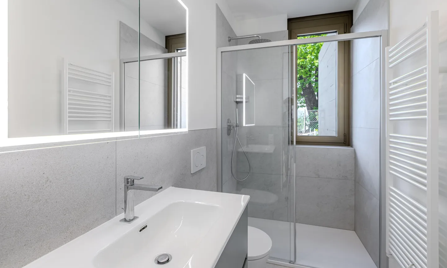 NUOVO 2.5 LOCALI CON GIARDINO E VISTA LAGO A BISSONE - Foto 7 di 9