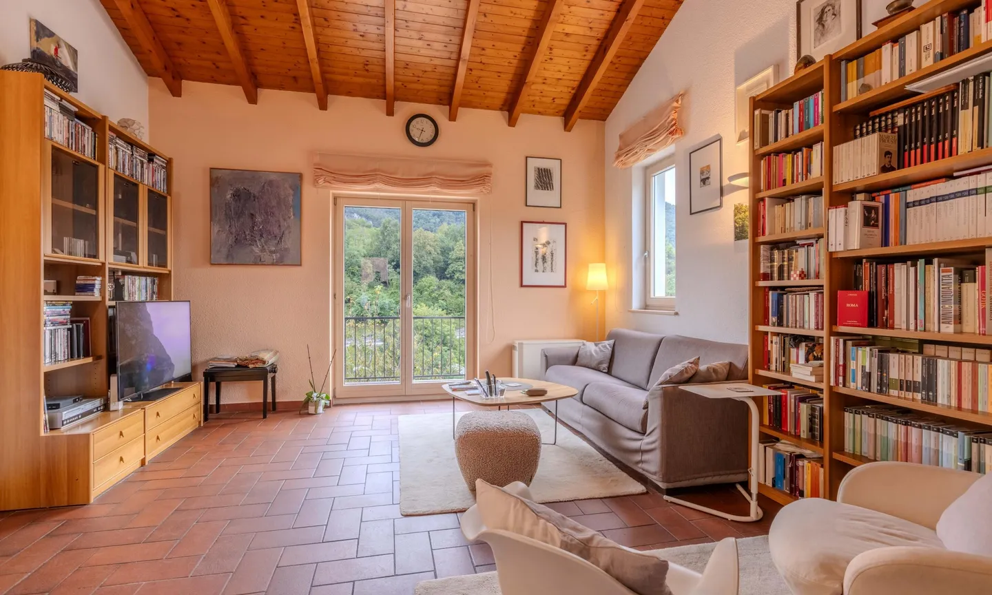 CASA A SCHIERA 3.5 LOCALI CON GIARDINO A CASTEL SAN PIETRO - Foto 1 di 9