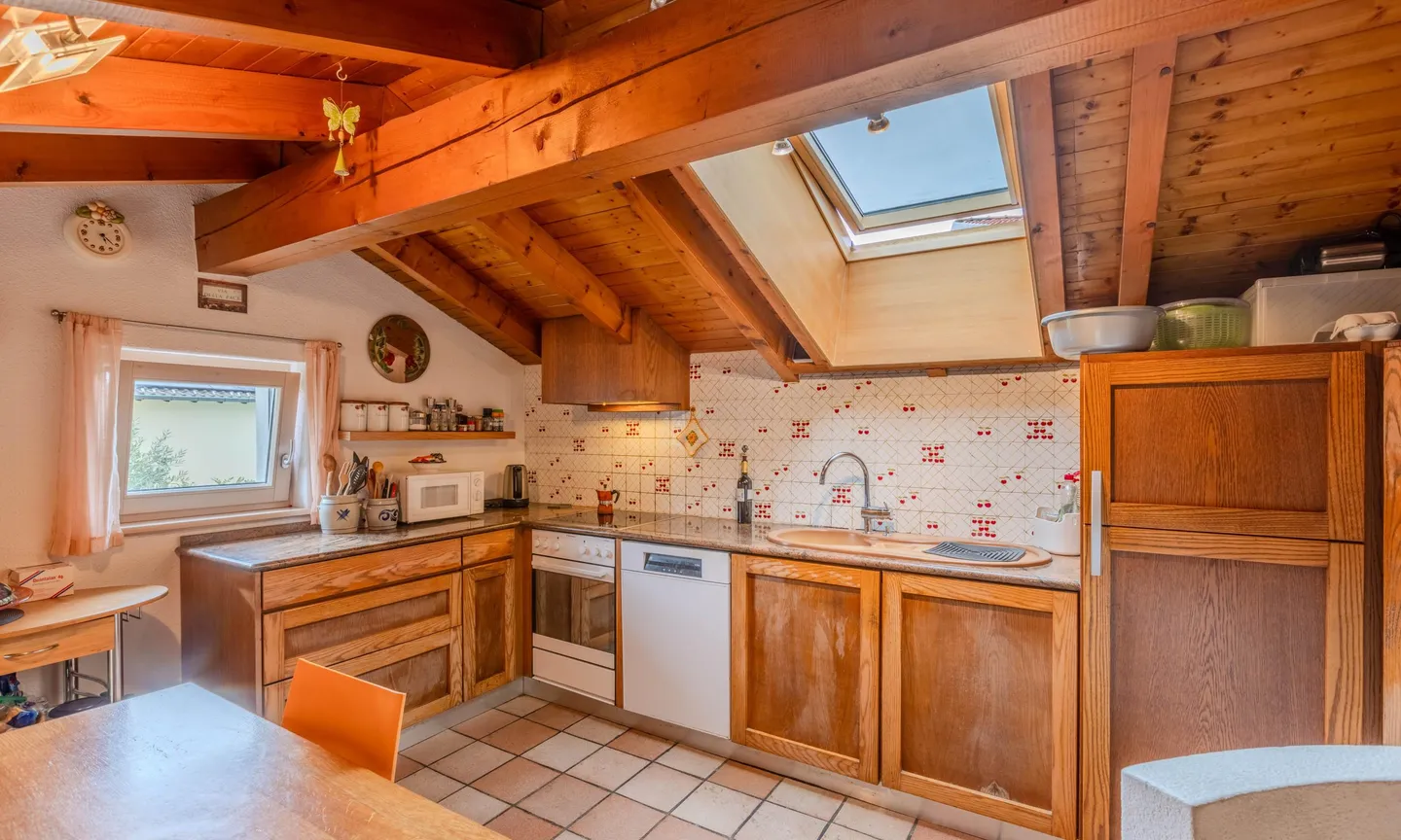 CASA A SCHIERA 3.5 LOCALI CON GIARDINO A CASTEL SAN PIETRO - Foto 4 di 9