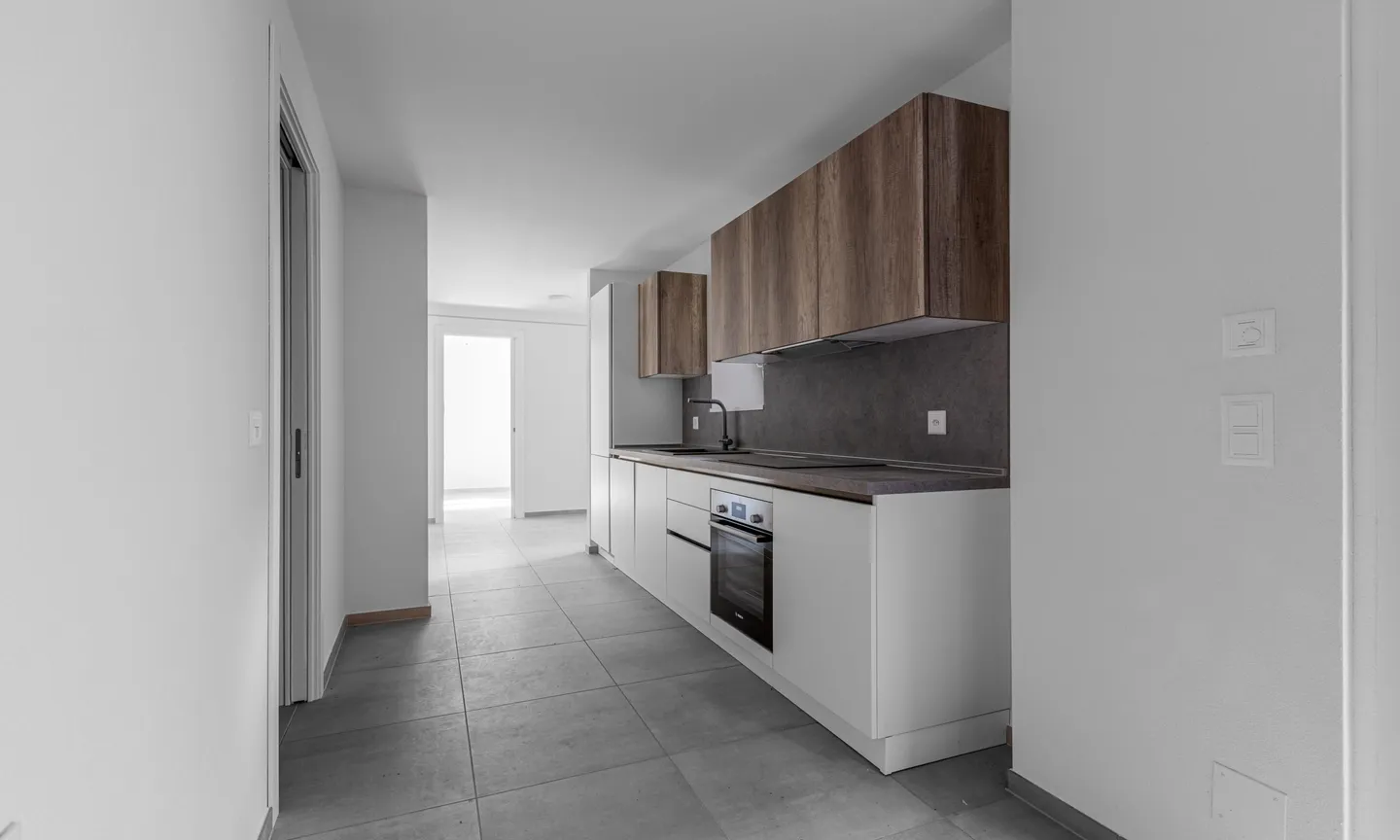 NEUE 3-ZIMMER-WOHNUNG IN DER CAPRIASCA IN LOPAGNO - Foto 2 von 9